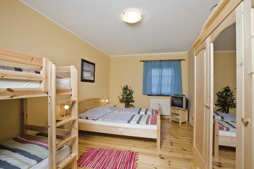Wellness Hotel Marlin Nová Pec Cameră foto